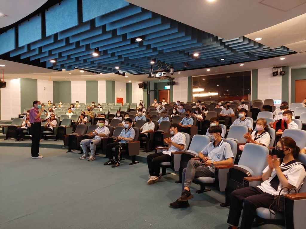 111開學典禮暨學生學習歷程檔案宣導說明會