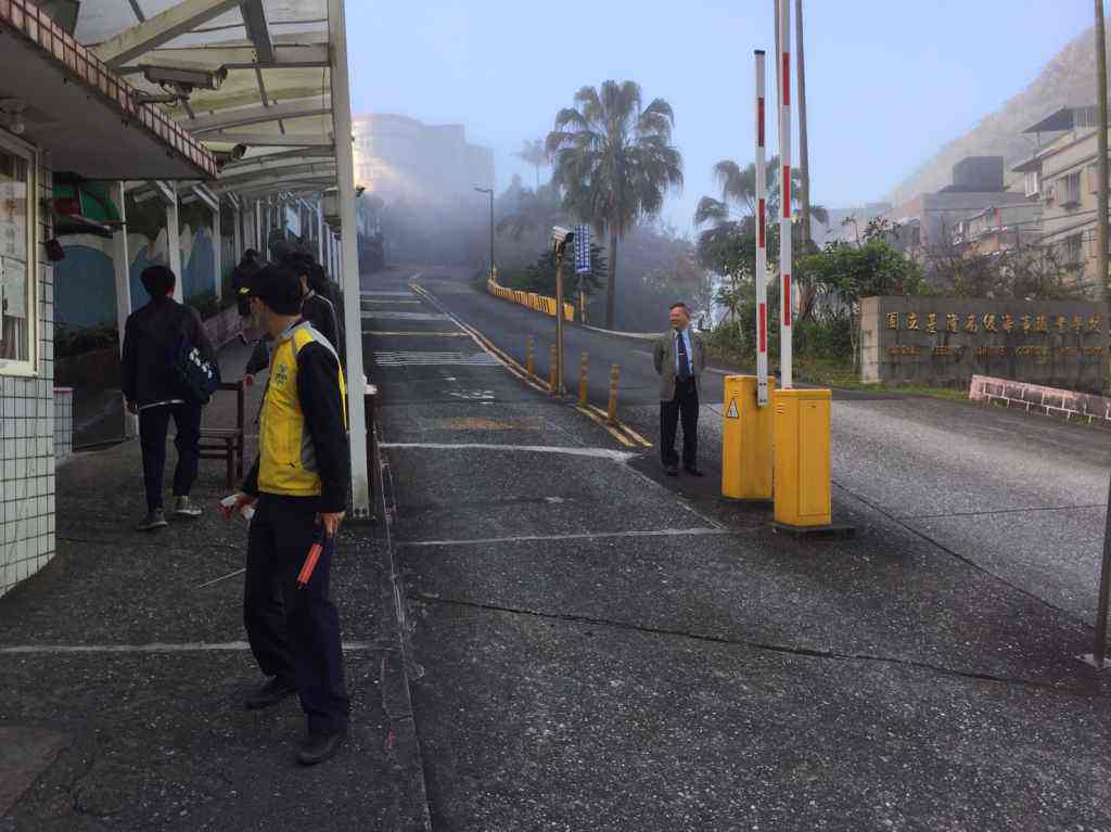 108學年度第二學期基隆海事開學日校門口防疫再升級