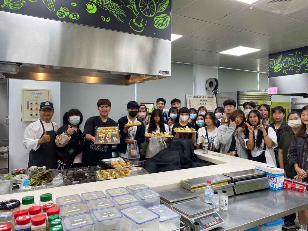 1130509烘三參訪醒吾科大，了解未來升學環境